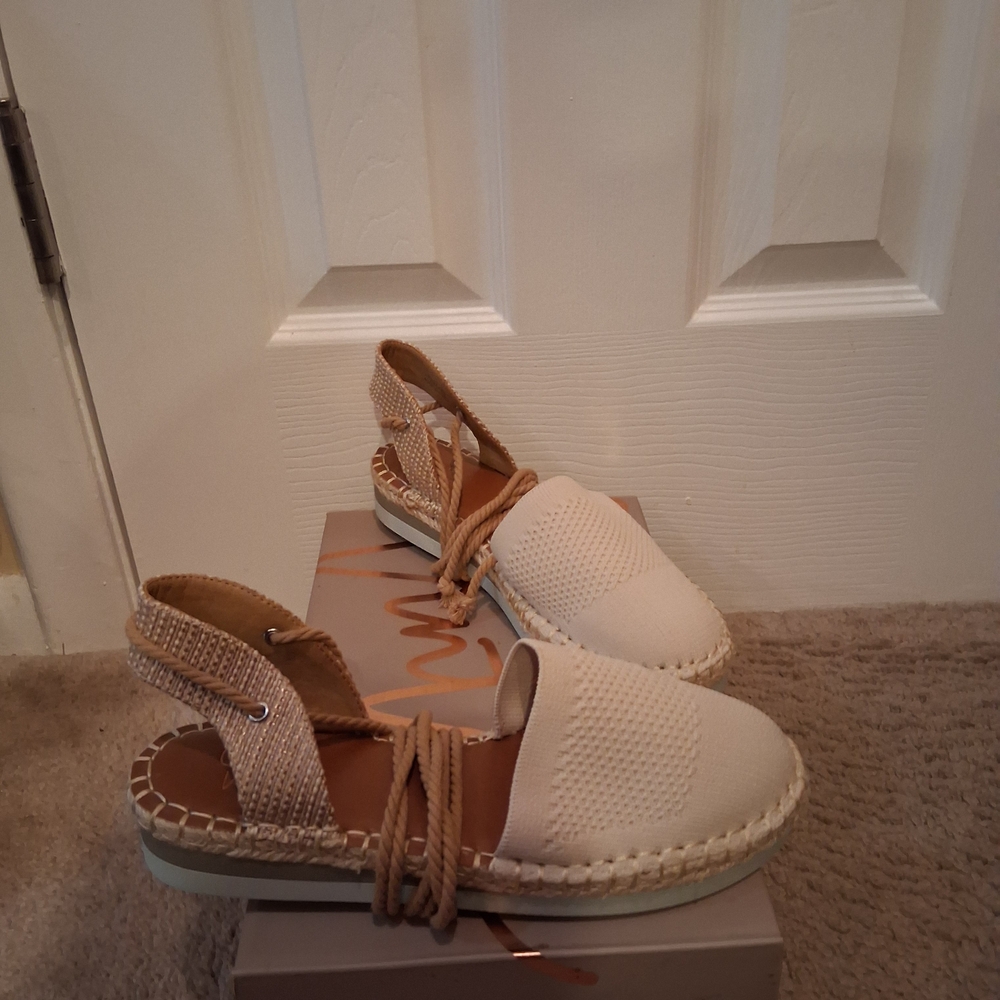 Crown Vintage Cream and Tan Espadrille Flats